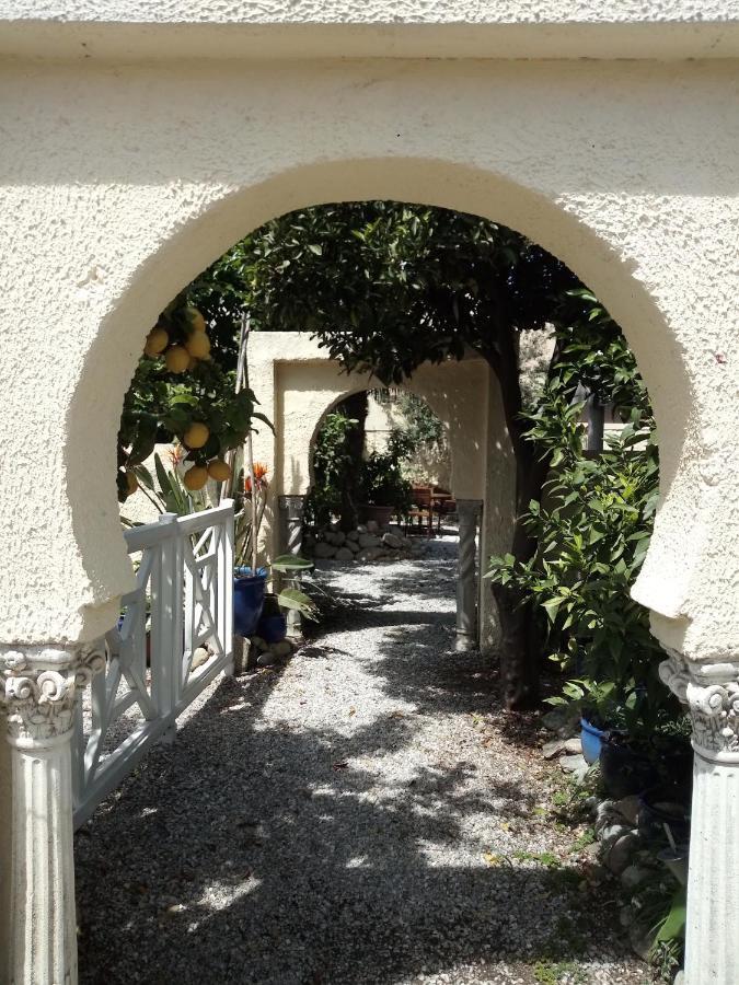 L'Orangeraie Acomodação com café da manhã Elne Exterior foto